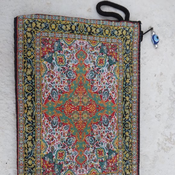PERSIAN RUG DESIGN TAPESTRY POUCH - Picture 2 of 2